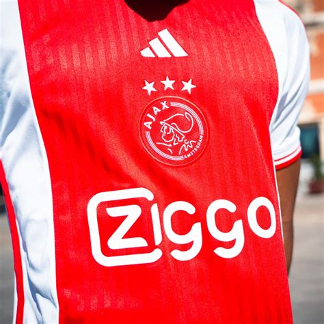 nieuwe thuis shirt ajax